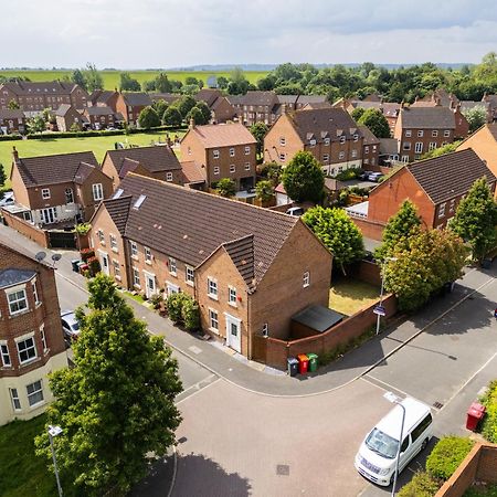 2 Tracy Avenue Villa Slough Eksteriør billede